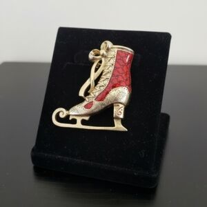 Vintage Red Enamel Ice Skate Brooch Gold Tone Jewelry